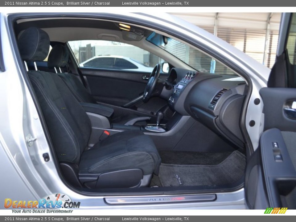2011 Nissan Altima 2.5 S Coupe Brilliant Silver / Charcoal Photo #10