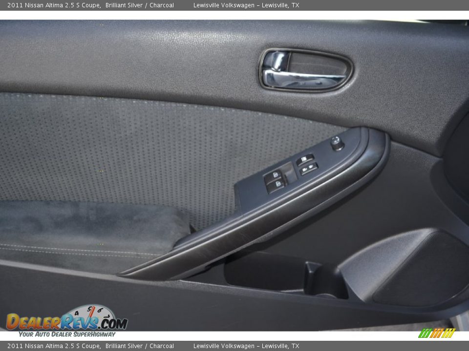 2011 Nissan Altima 2.5 S Coupe Brilliant Silver / Charcoal Photo #13