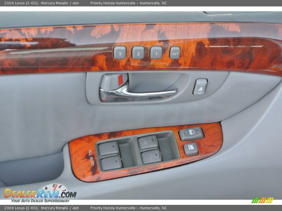 2004 Lexus LS 430 Mercury Metallic / Ash Photo #11