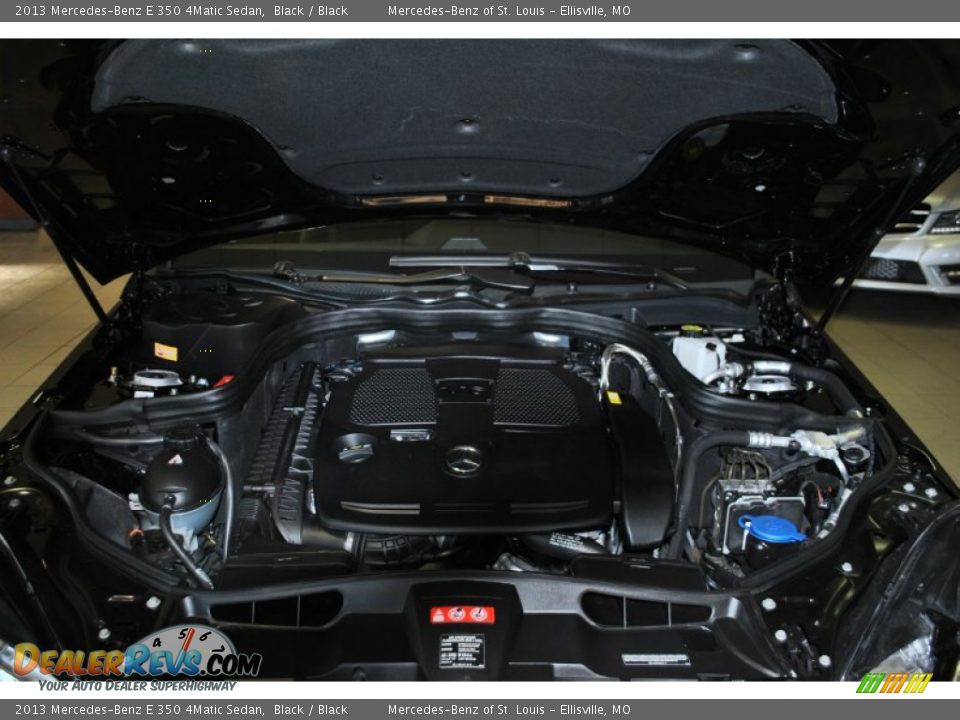 2013 Mercedes-Benz E 350 4Matic Sedan Black / Black Photo #22