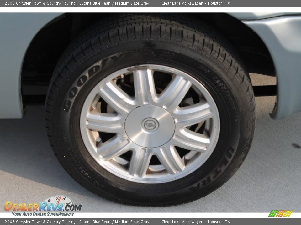 2006 Chrysler Town & Country Touring Butane Blue Pearl / Medium Slate Gray Photo #6