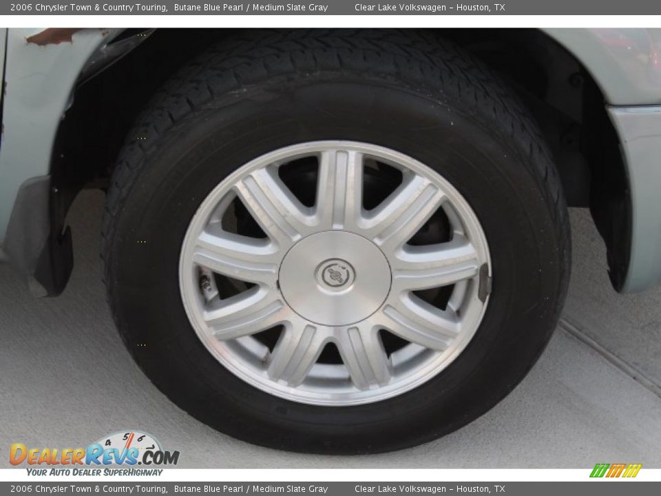 2006 Chrysler Town & Country Touring Butane Blue Pearl / Medium Slate Gray Photo #12