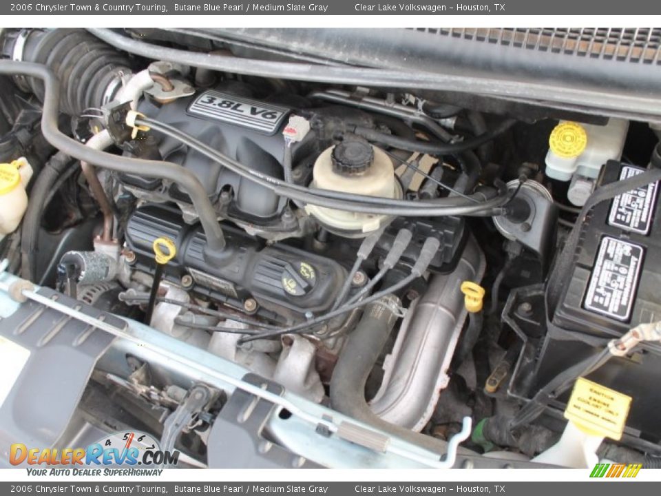 2006 Chrysler Town & Country Touring Butane Blue Pearl / Medium Slate Gray Photo #31