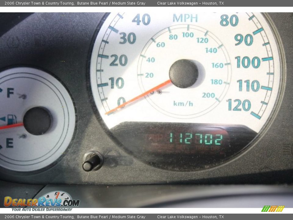 2006 Chrysler Town & Country Touring Butane Blue Pearl / Medium Slate Gray Photo #33