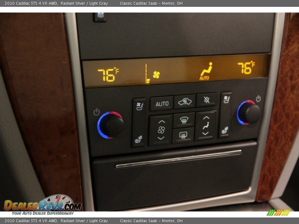2010 Cadillac STS 4 V6 AWD Radiant Silver / Light Gray Photo #17