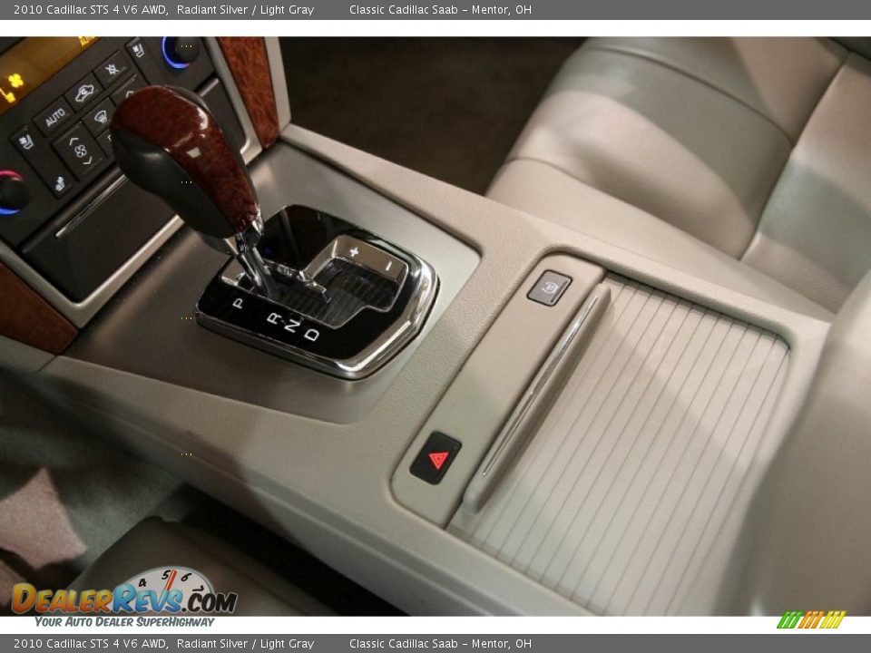 2010 Cadillac STS 4 V6 AWD Radiant Silver / Light Gray Photo #18