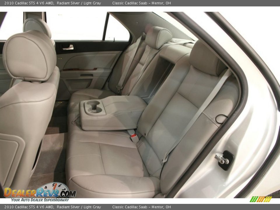 2010 Cadillac STS 4 V6 AWD Radiant Silver / Light Gray Photo #23