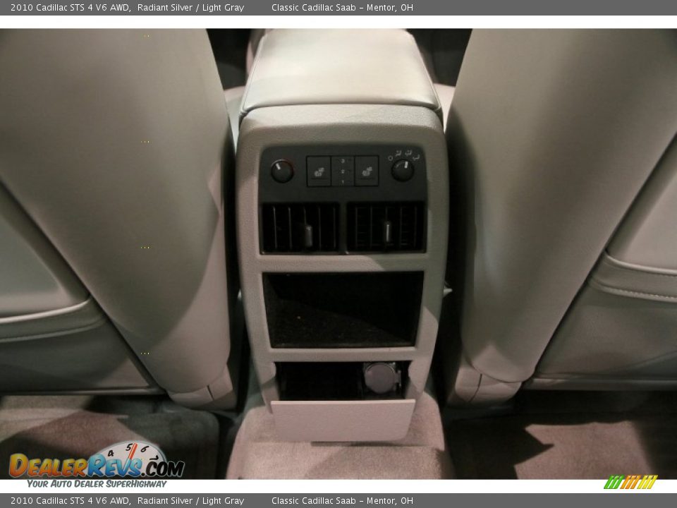 2010 Cadillac STS 4 V6 AWD Radiant Silver / Light Gray Photo #25