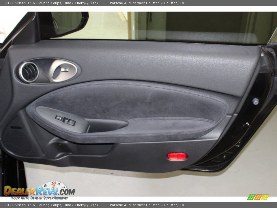 2013 Nissan 370Z Touring Coupe Black Cherry / Black Photo #32