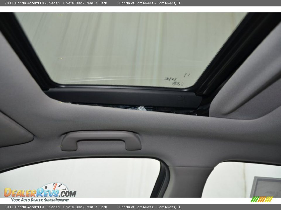 2011 Honda Accord EX-L Sedan Crystal Black Pearl / Black Photo #15