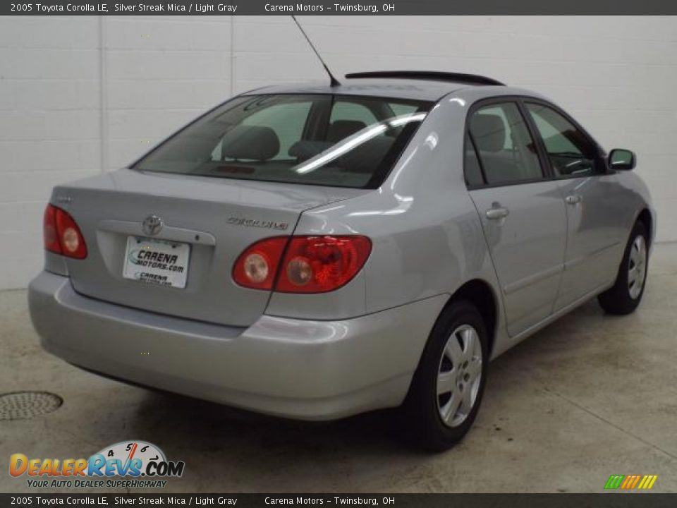 2005 Toyota Corolla LE Silver Streak Mica / Light Gray Photo #12