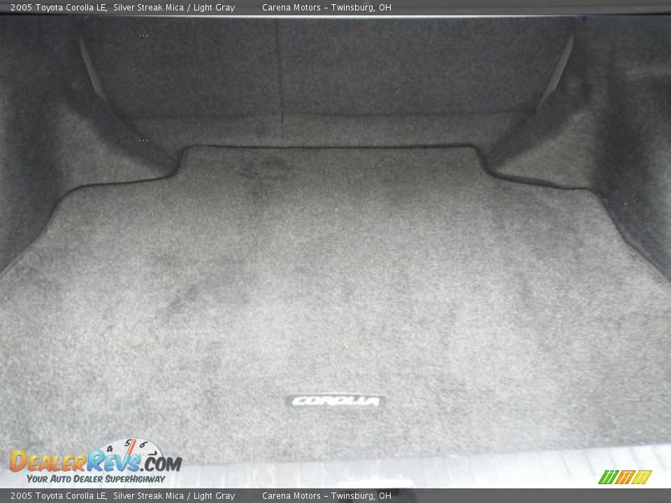 2005 Toyota Corolla LE Silver Streak Mica / Light Gray Photo #24