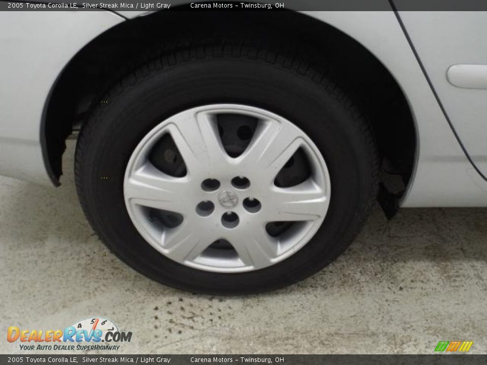 2005 Toyota Corolla LE Silver Streak Mica / Light Gray Photo #26