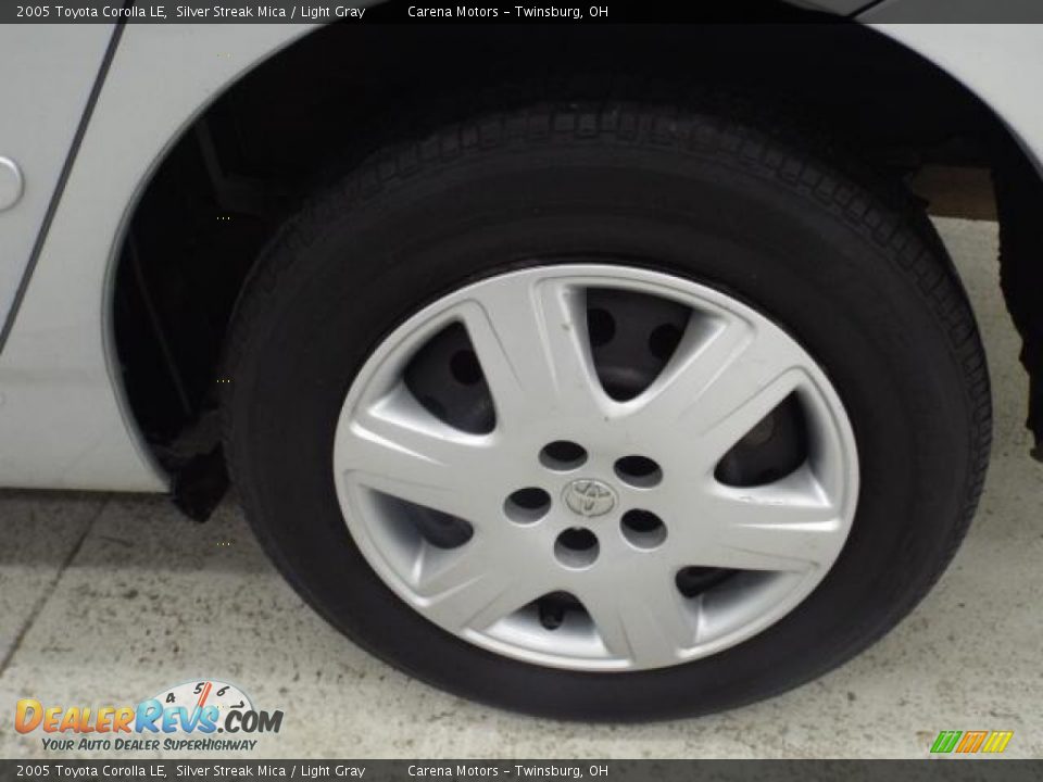 2005 Toyota Corolla LE Silver Streak Mica / Light Gray Photo #29
