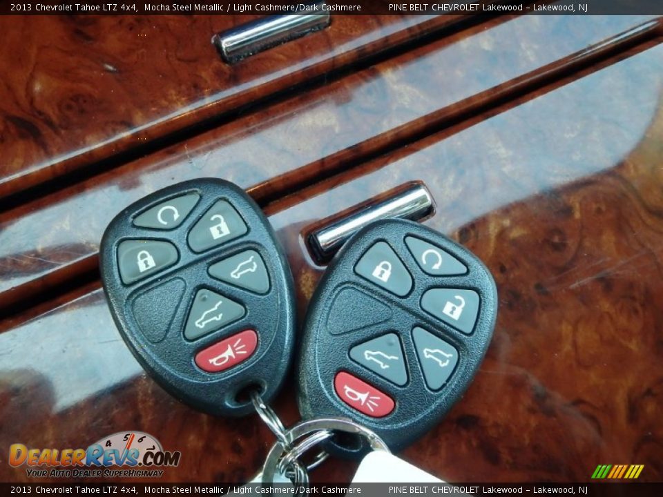 2013 Chevrolet Tahoe LTZ 4x4 Mocha Steel Metallic / Light Cashmere/Dark Cashmere Photo #21