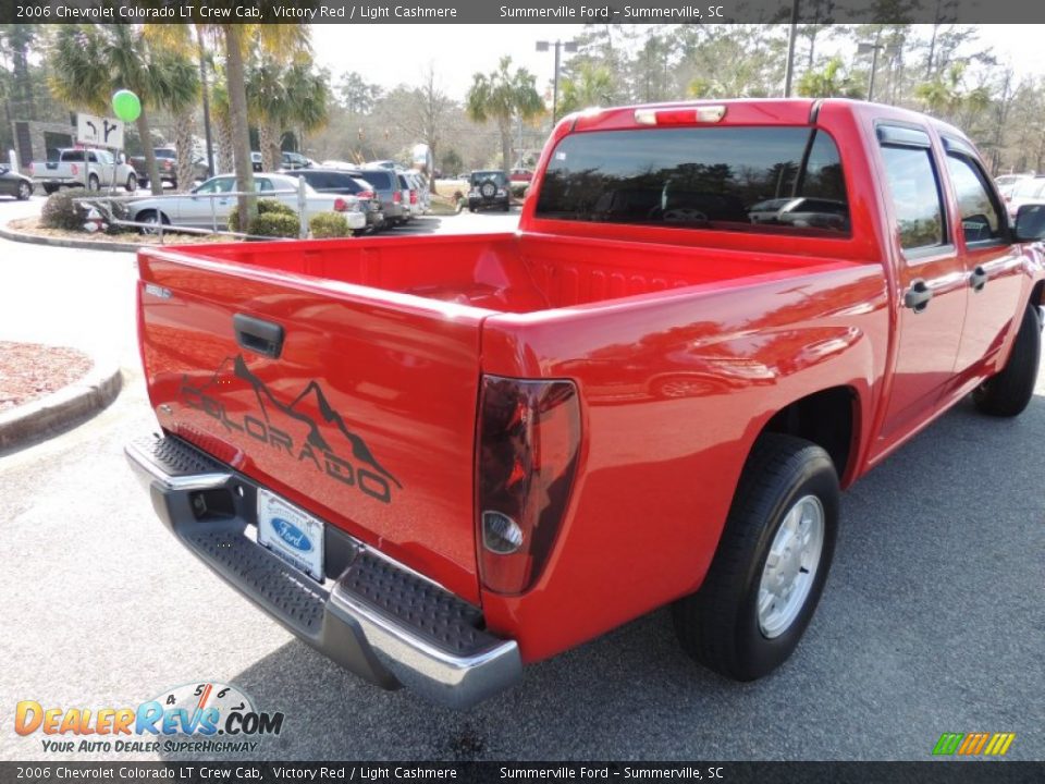 2006 Chevrolet Colorado LT Crew Cab Victory Red / Light Cashmere Photo #13