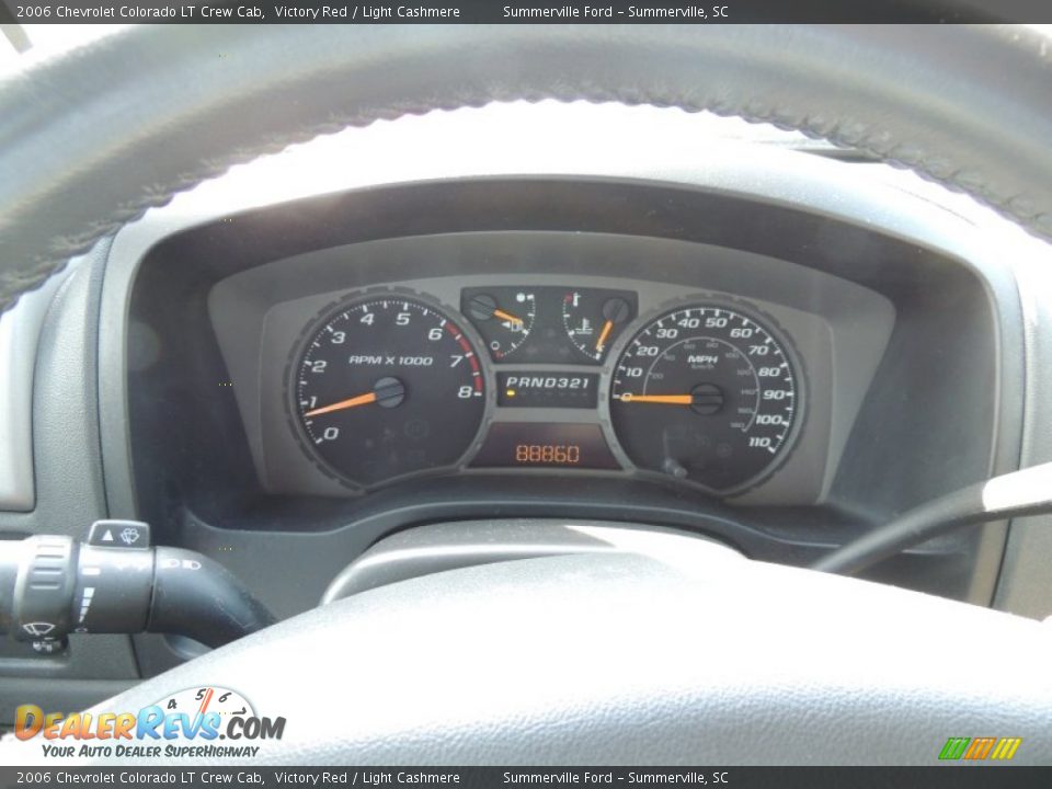 2006 Chevrolet Colorado LT Crew Cab Victory Red / Light Cashmere Photo #20