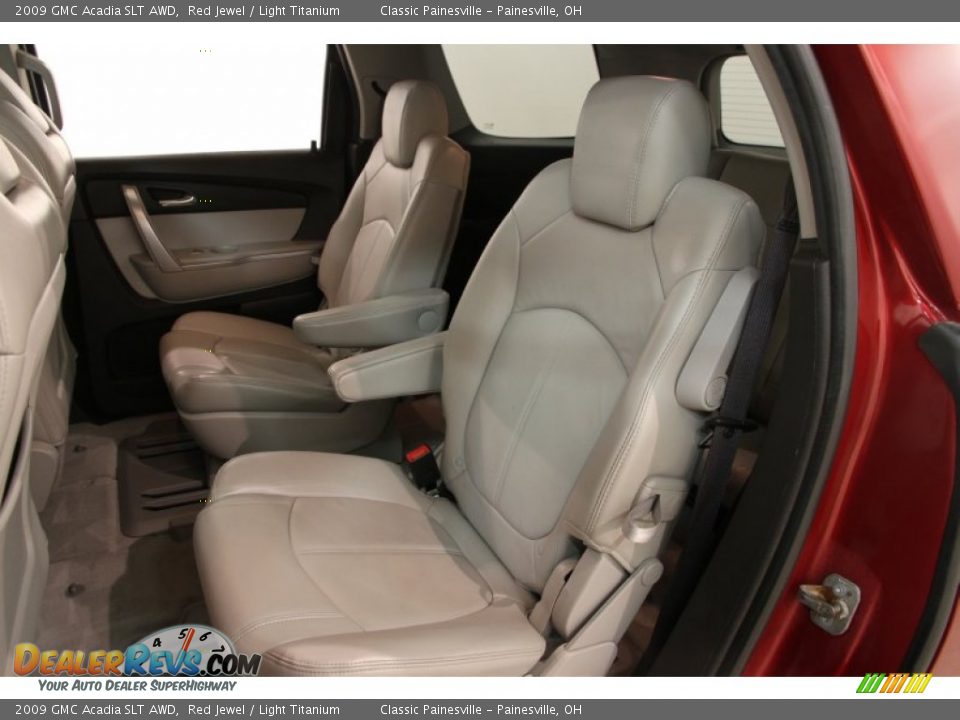 2009 GMC Acadia SLT AWD Red Jewel / Light Titanium Photo #18