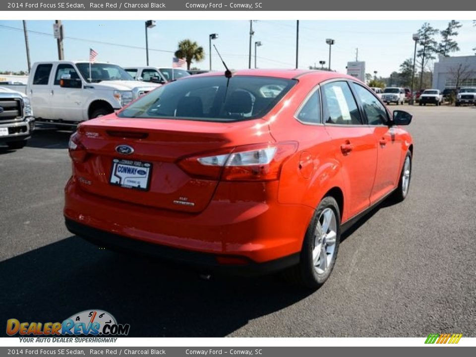 2014 Ford Focus SE Sedan Race Red / Charcoal Black Photo #5