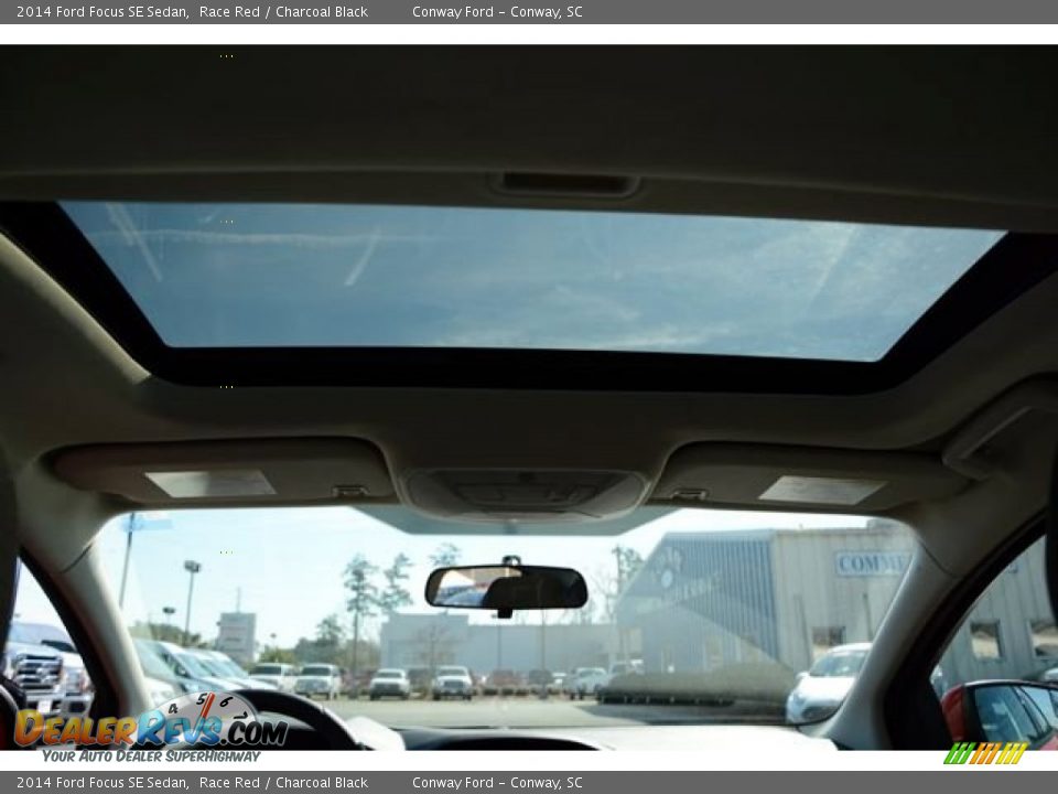 2014 Ford Focus SE Sedan Race Red / Charcoal Black Photo #13