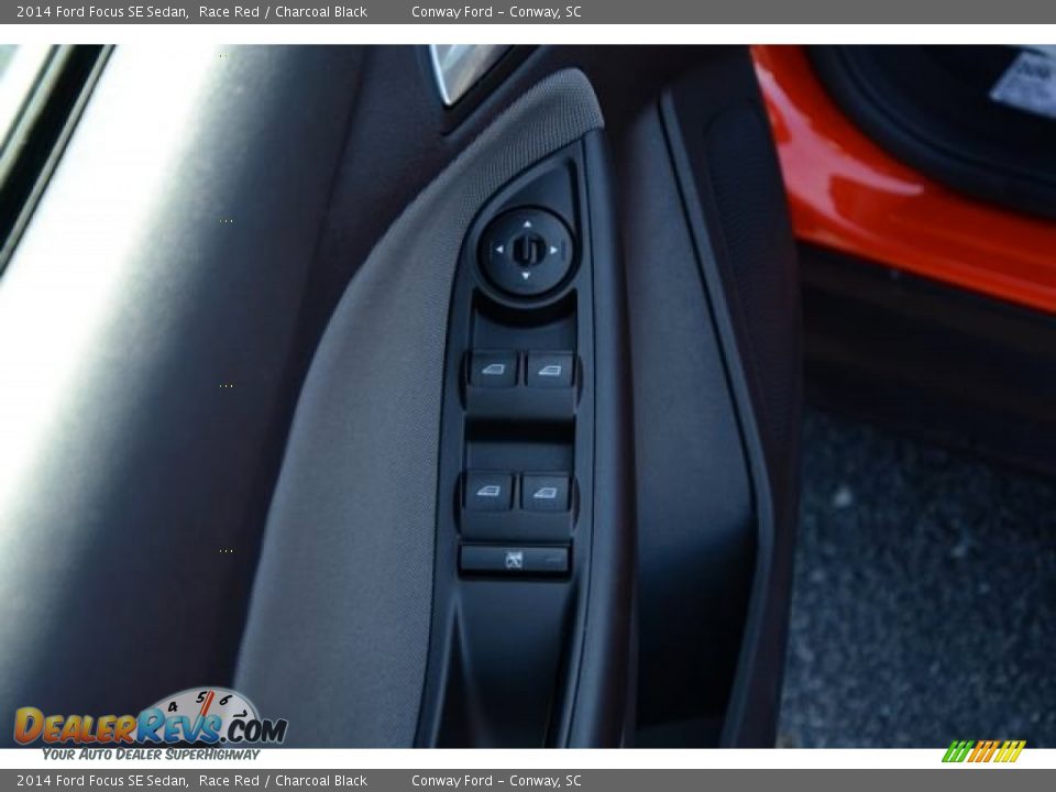 2014 Ford Focus SE Sedan Race Red / Charcoal Black Photo #19