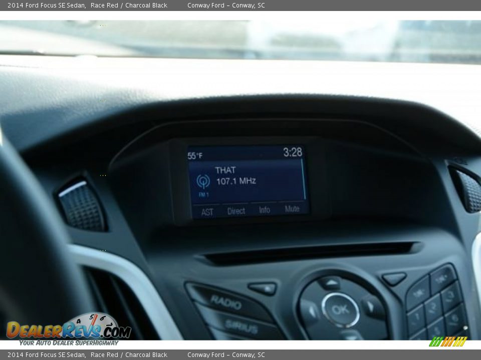 2014 Ford Focus SE Sedan Race Red / Charcoal Black Photo #25