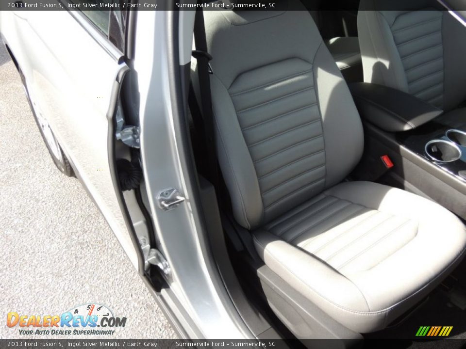 2013 Ford Fusion S Ingot Silver Metallic / Earth Gray Photo #8