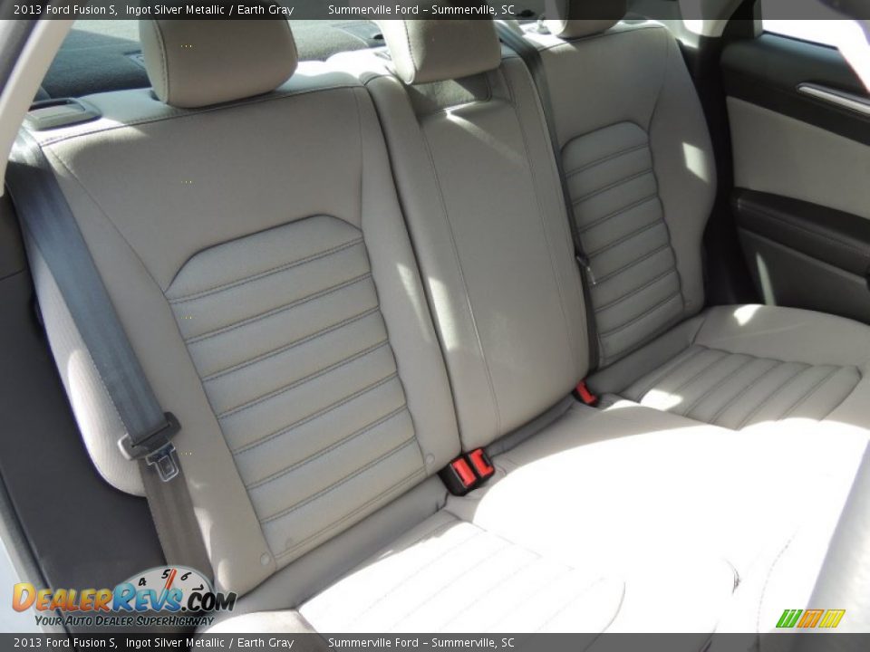 2013 Ford Fusion S Ingot Silver Metallic / Earth Gray Photo #10