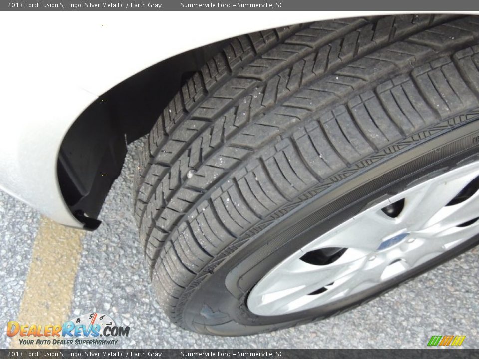 2013 Ford Fusion S Ingot Silver Metallic / Earth Gray Photo #16