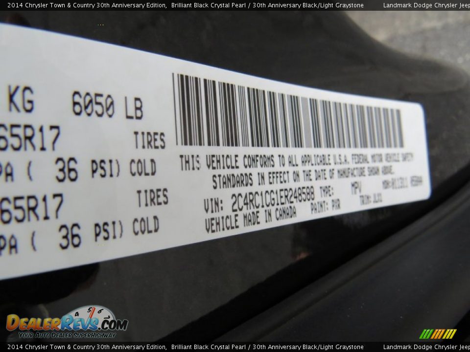 2014 Chrysler Town & Country 30th Anniversary Edition Brilliant Black Crystal Pearl / 30th Anniversary Black/Light Graystone Photo #11