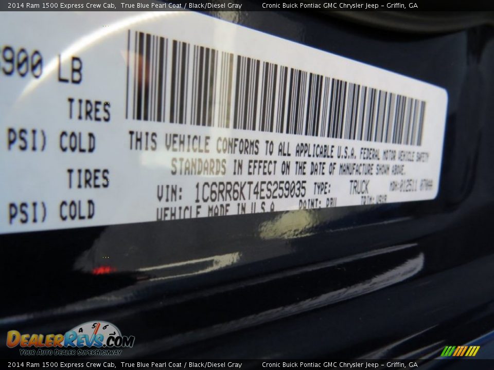 2014 Ram 1500 Express Crew Cab True Blue Pearl Coat / Black/Diesel Gray Photo #17