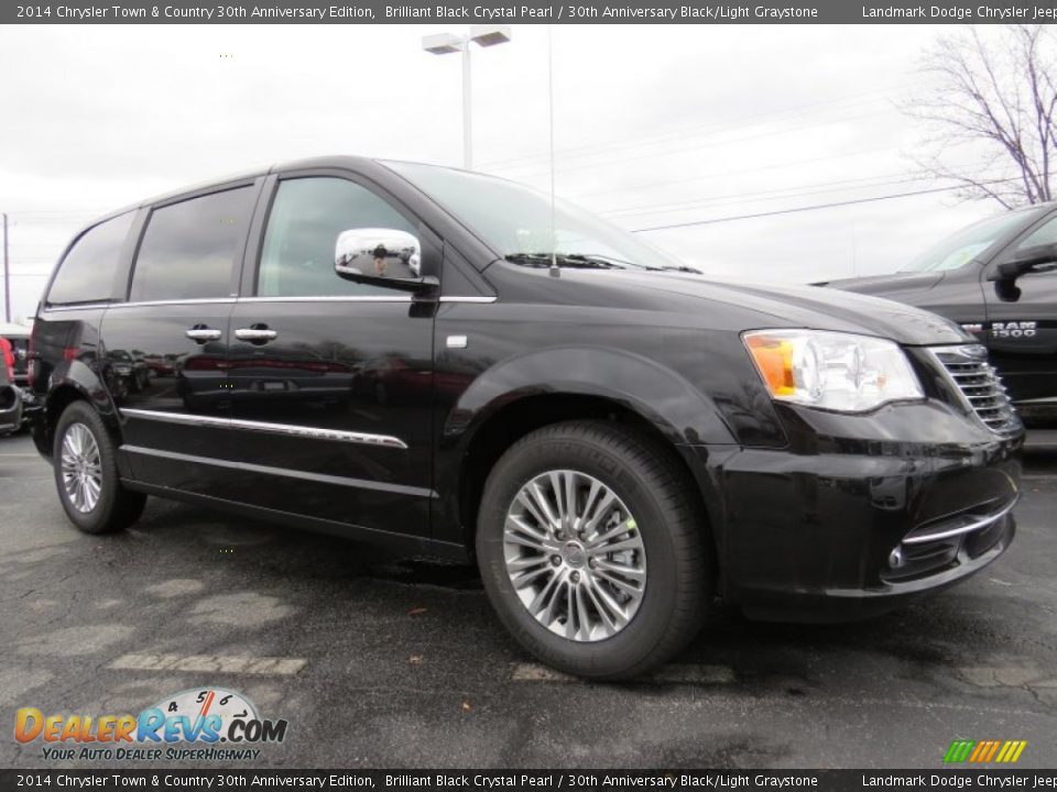 2014 Chrysler Town & Country 30th Anniversary Edition Brilliant Black Crystal Pearl / 30th Anniversary Black/Light Graystone Photo #4