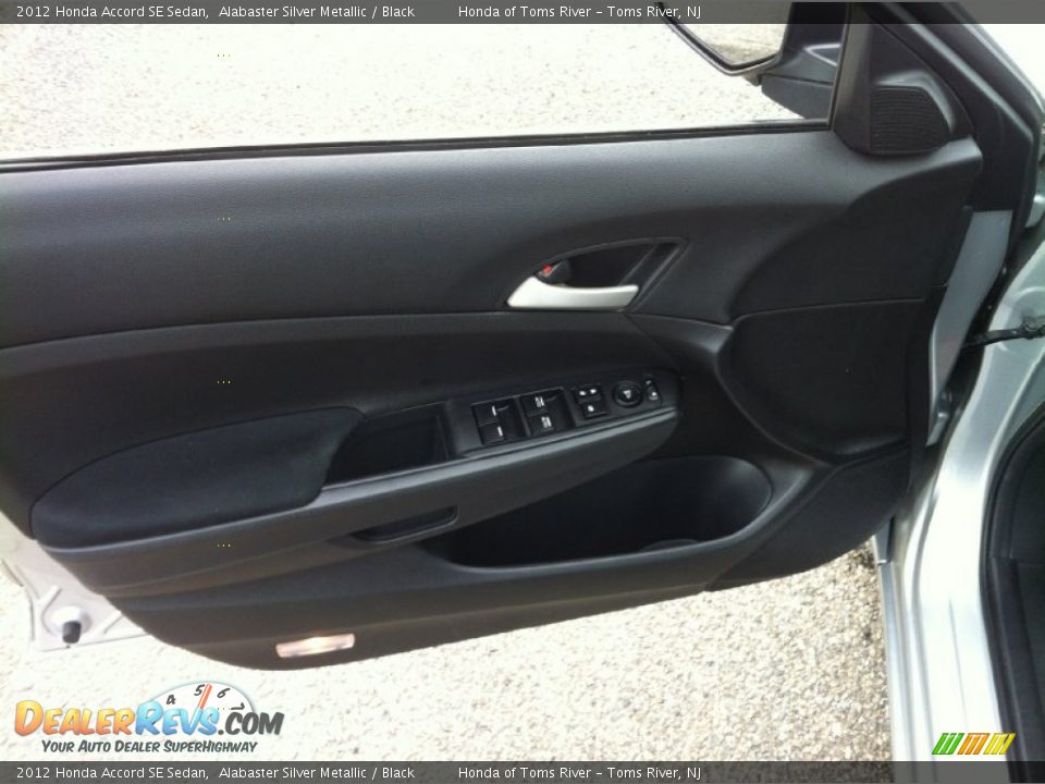 2012 Honda Accord SE Sedan Alabaster Silver Metallic / Black Photo #8