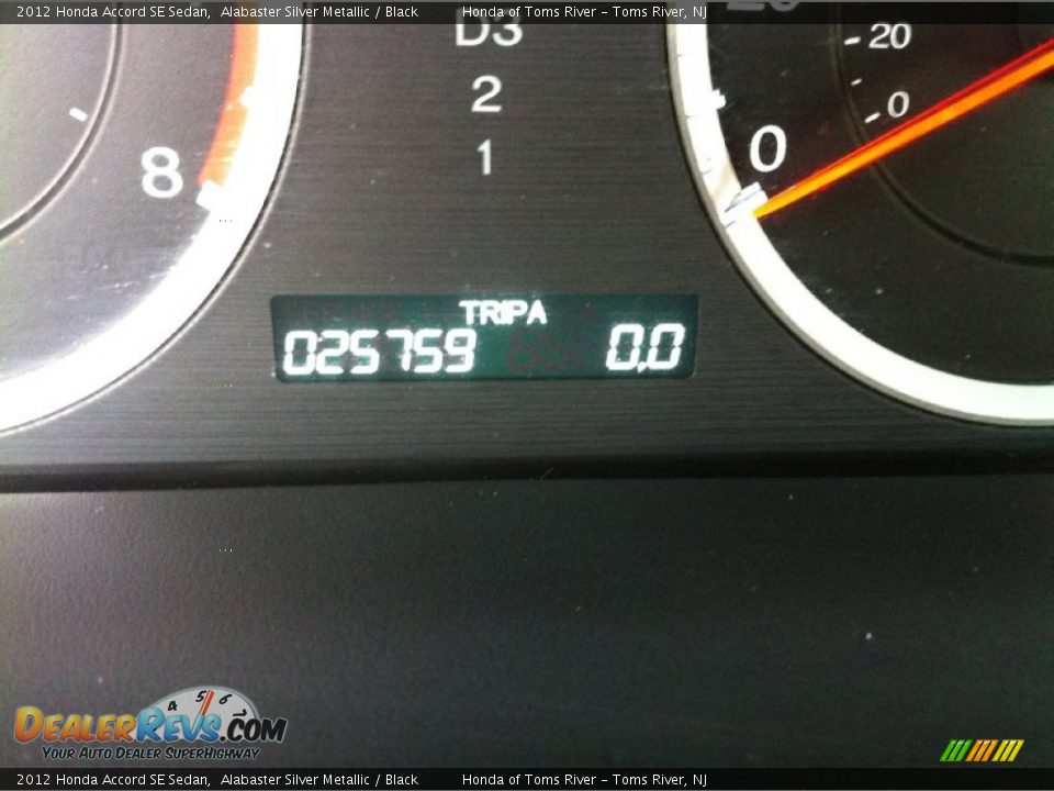 2012 Honda Accord SE Sedan Alabaster Silver Metallic / Black Photo #14