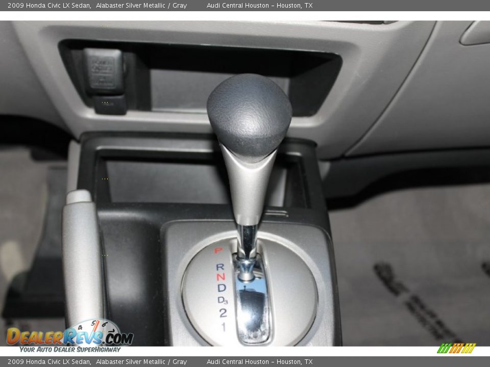 2009 Honda Civic LX Sedan Alabaster Silver Metallic / Gray Photo #17