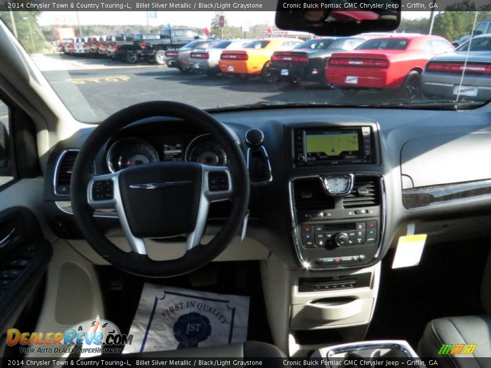 2014 Chrysler Town & Country Touring-L Billet Silver Metallic / Black/Light Graystone Photo #11