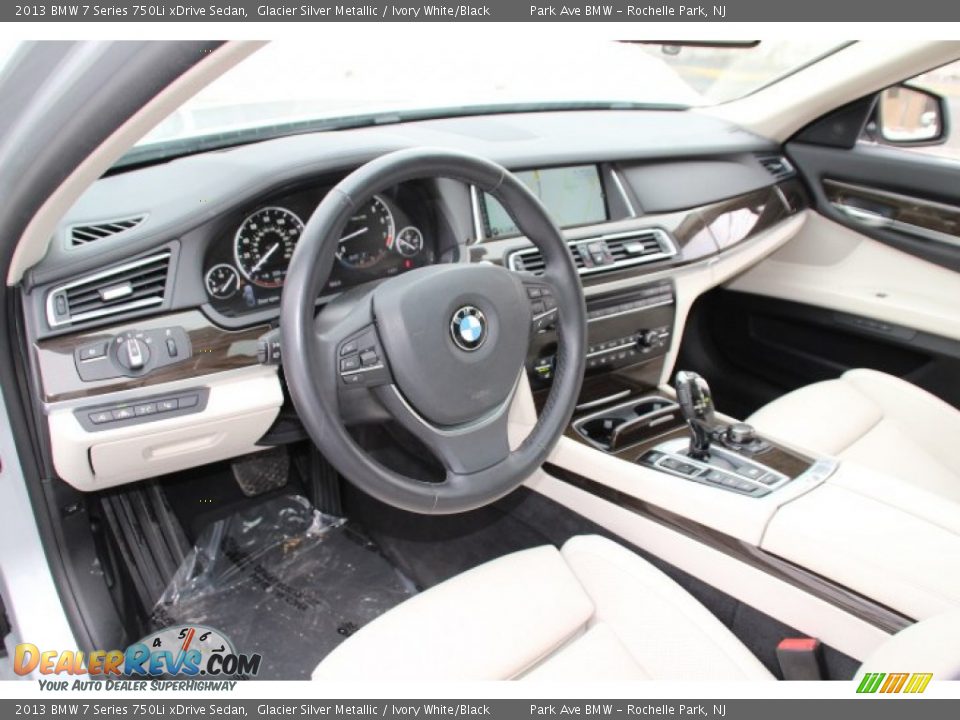 Ivory White/Black Interior - 2013 BMW 7 Series 750Li xDrive Sedan Photo #9