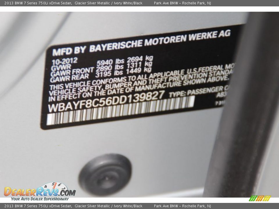 2013 BMW 7 Series 750Li xDrive Sedan Glacier Silver Metallic / Ivory White/Black Photo #33