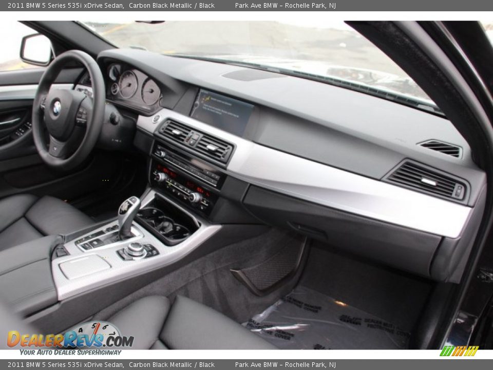 2011 BMW 5 Series 535i xDrive Sedan Carbon Black Metallic / Black Photo #26