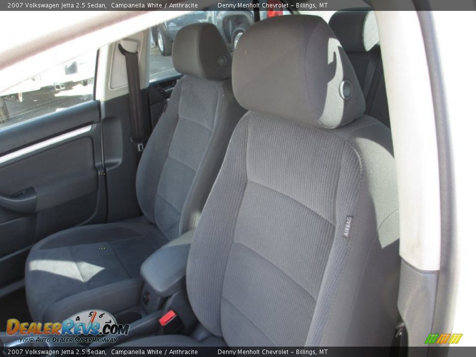 2007 Volkswagen Jetta 2.5 Sedan Campanella White / Anthracite Photo #11