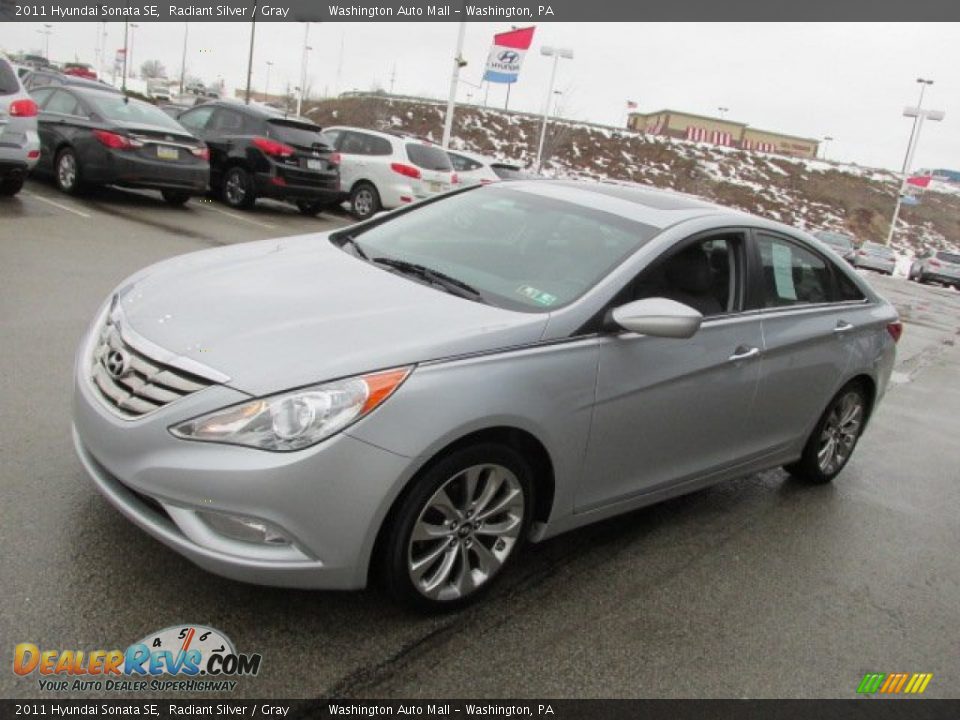 2011 Hyundai Sonata SE Radiant Silver / Gray Photo #5