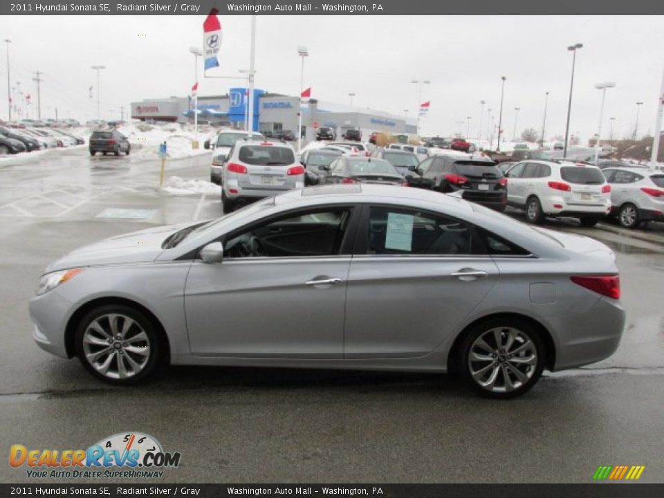 2011 Hyundai Sonata SE Radiant Silver / Gray Photo #6