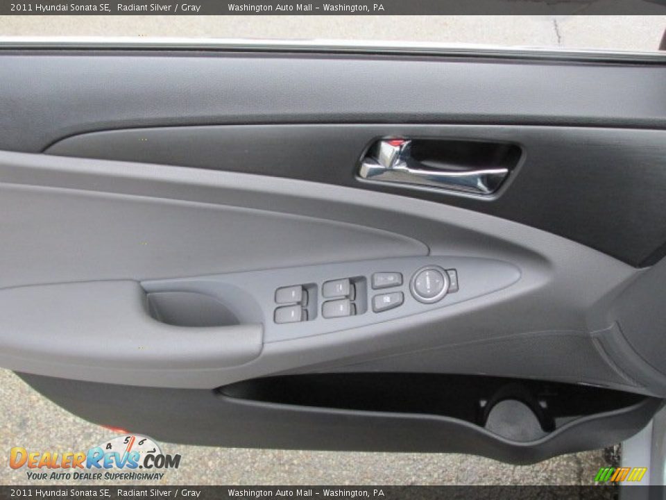 2011 Hyundai Sonata SE Radiant Silver / Gray Photo #9