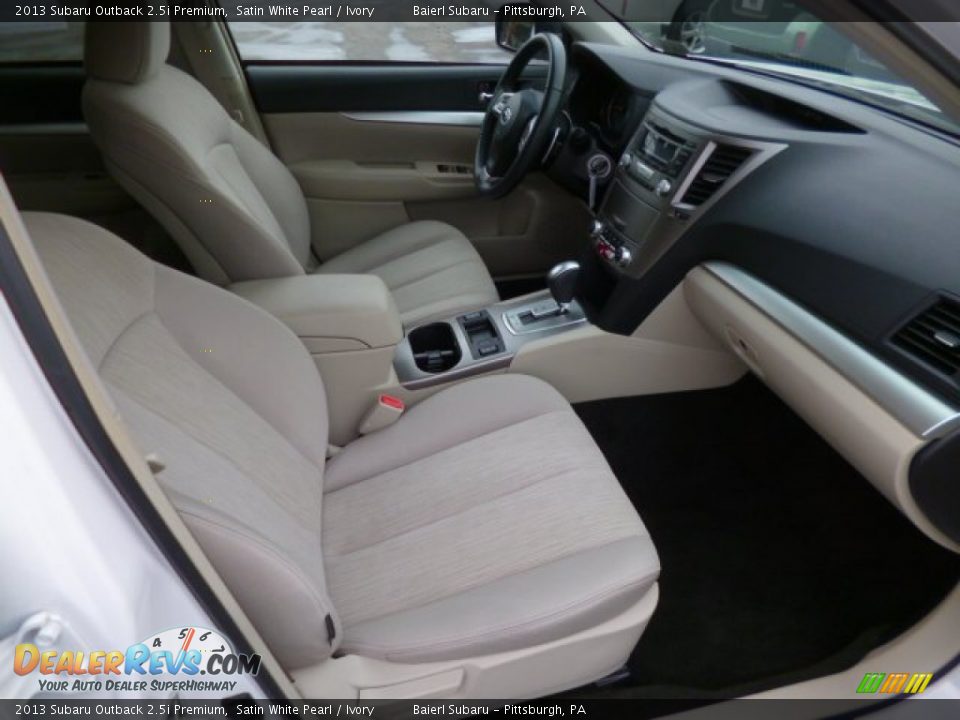 2013 Subaru Outback 2.5i Premium Satin White Pearl / Ivory Photo #10