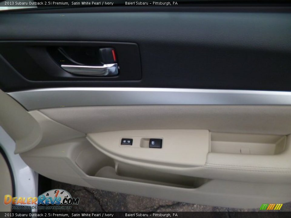 2013 Subaru Outback 2.5i Premium Satin White Pearl / Ivory Photo #11