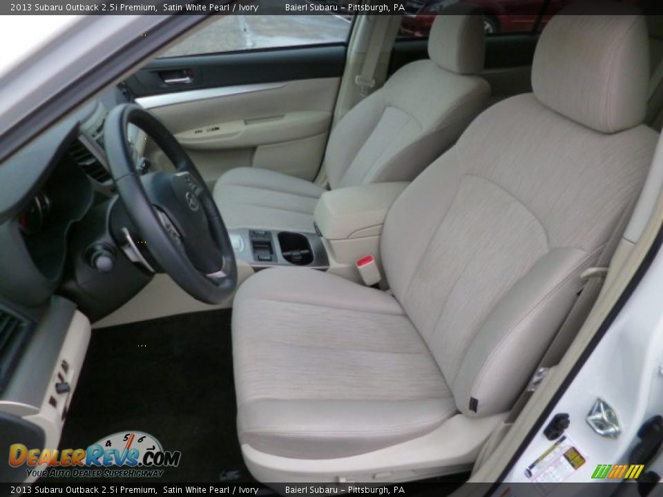 2013 Subaru Outback 2.5i Premium Satin White Pearl / Ivory Photo #16