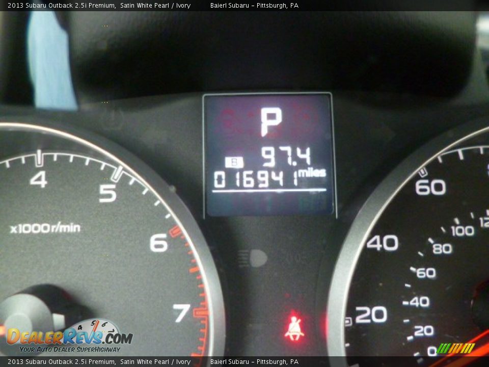 2013 Subaru Outback 2.5i Premium Satin White Pearl / Ivory Photo #20
