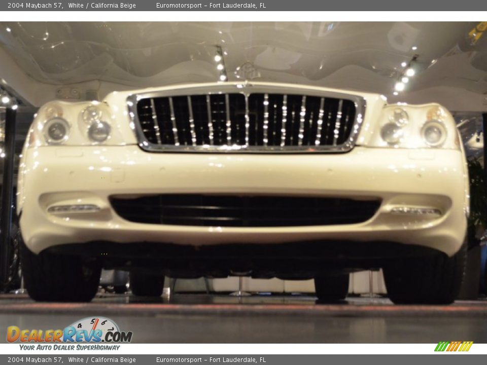 2004 Maybach 57 White / California Beige Photo #32