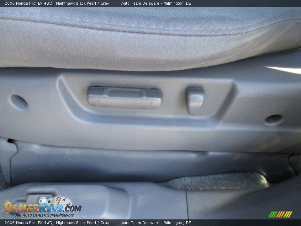 2006 Honda Pilot EX 4WD Nighthawk Black Pearl / Gray Photo #17