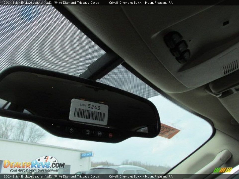 2014 Buick Enclave Leather AWD White Diamond Tricoat / Cocoa Photo #17